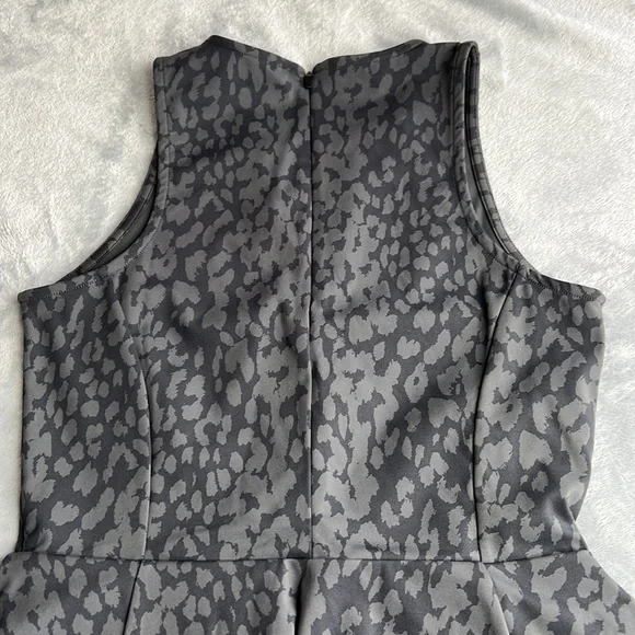 🎯Rare NWOT Varley Tennis Dress Shadow Animal Size Small - Picture 9 of 16